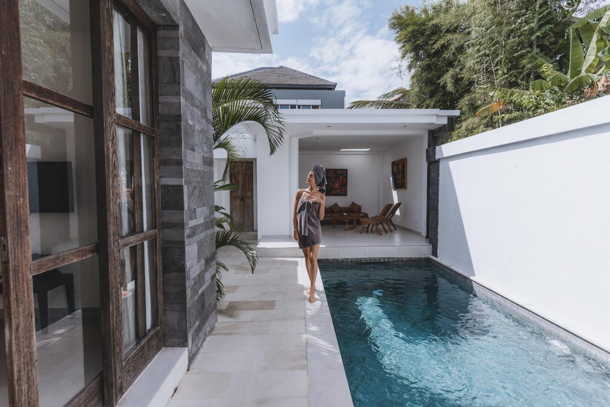 Aster Villa Seminyak Eksteriør billede