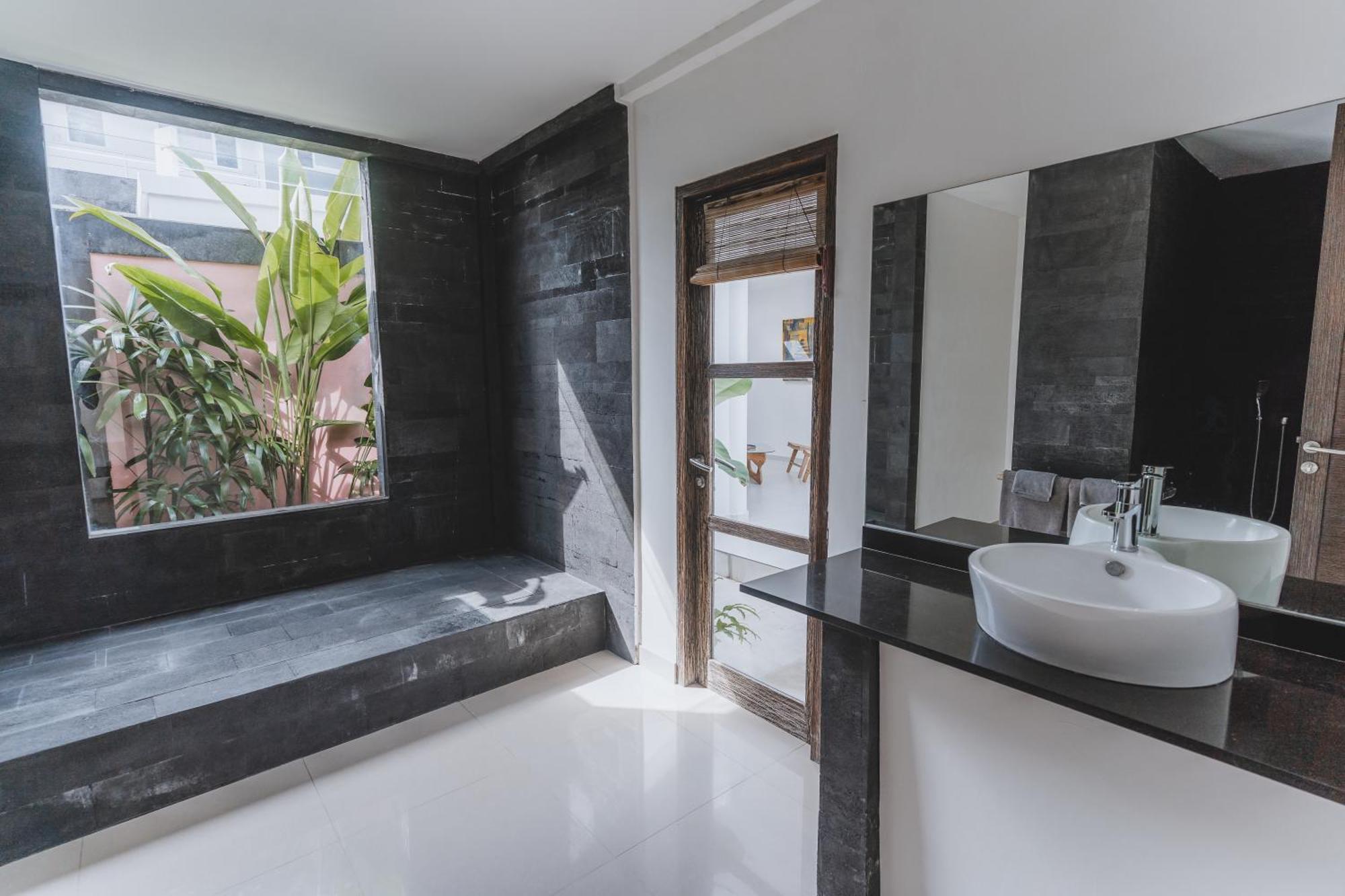 Aster Villa Seminyak Eksteriør billede