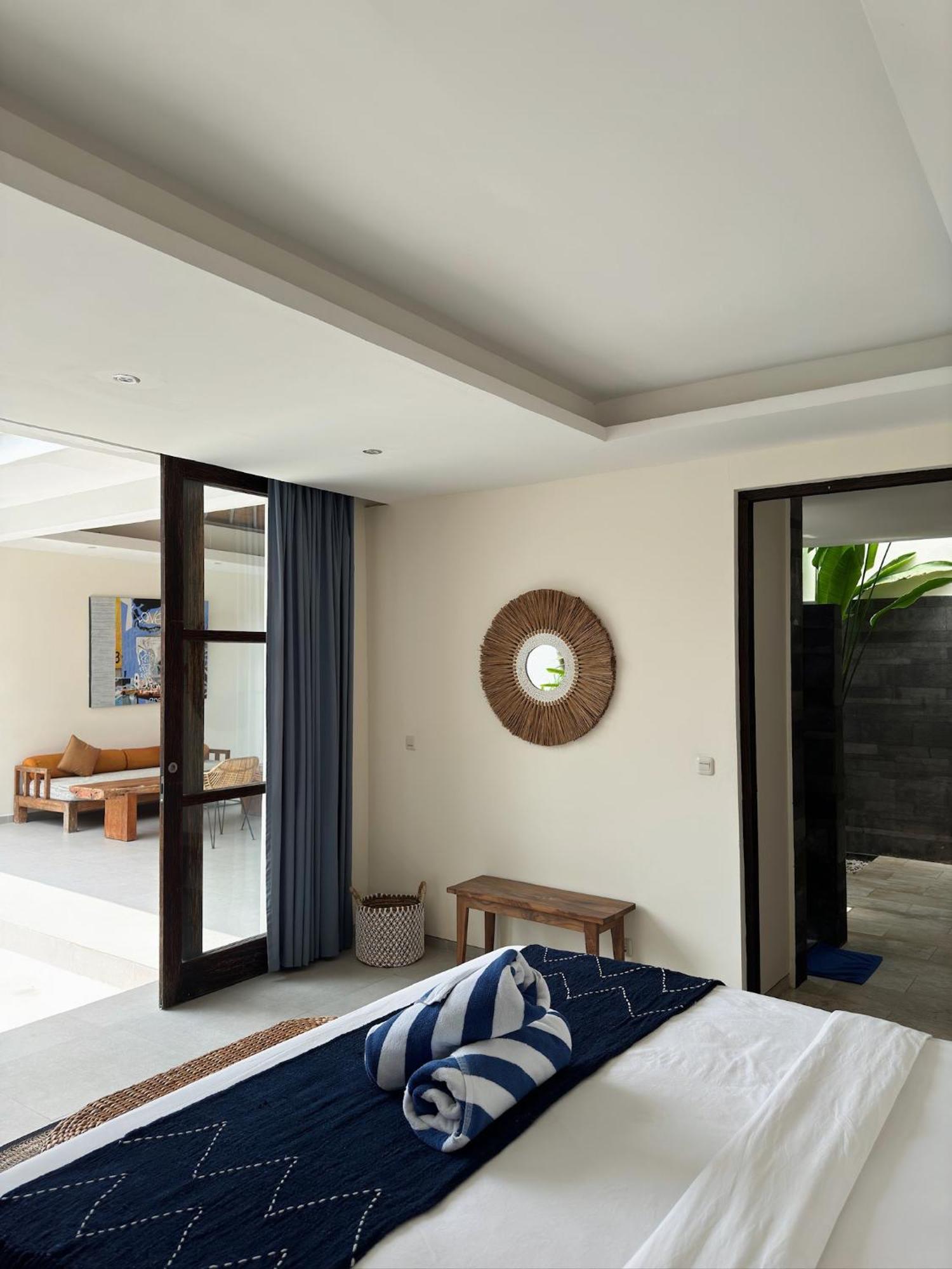 Aster Villa Seminyak Eksteriør billede
