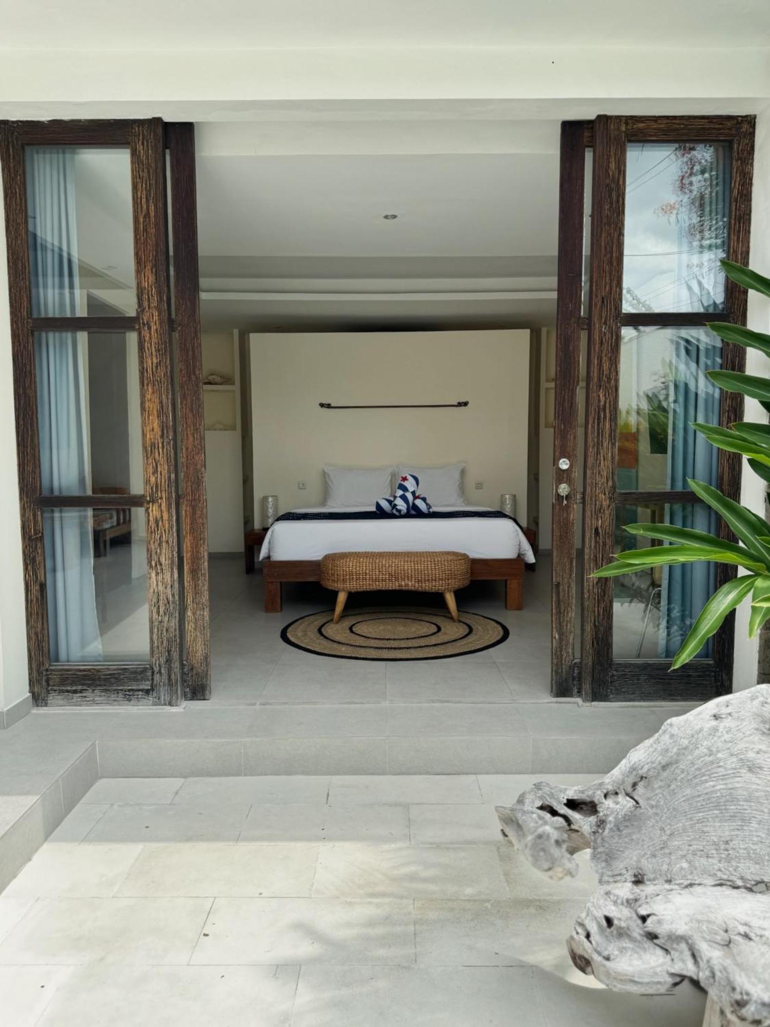 Aster Villa Seminyak Eksteriør billede